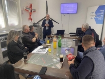 IMG-c7cfe9c67a97c05c0f0f47dbc331a290-V